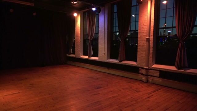 Narcissus (in Earth Trilogy)